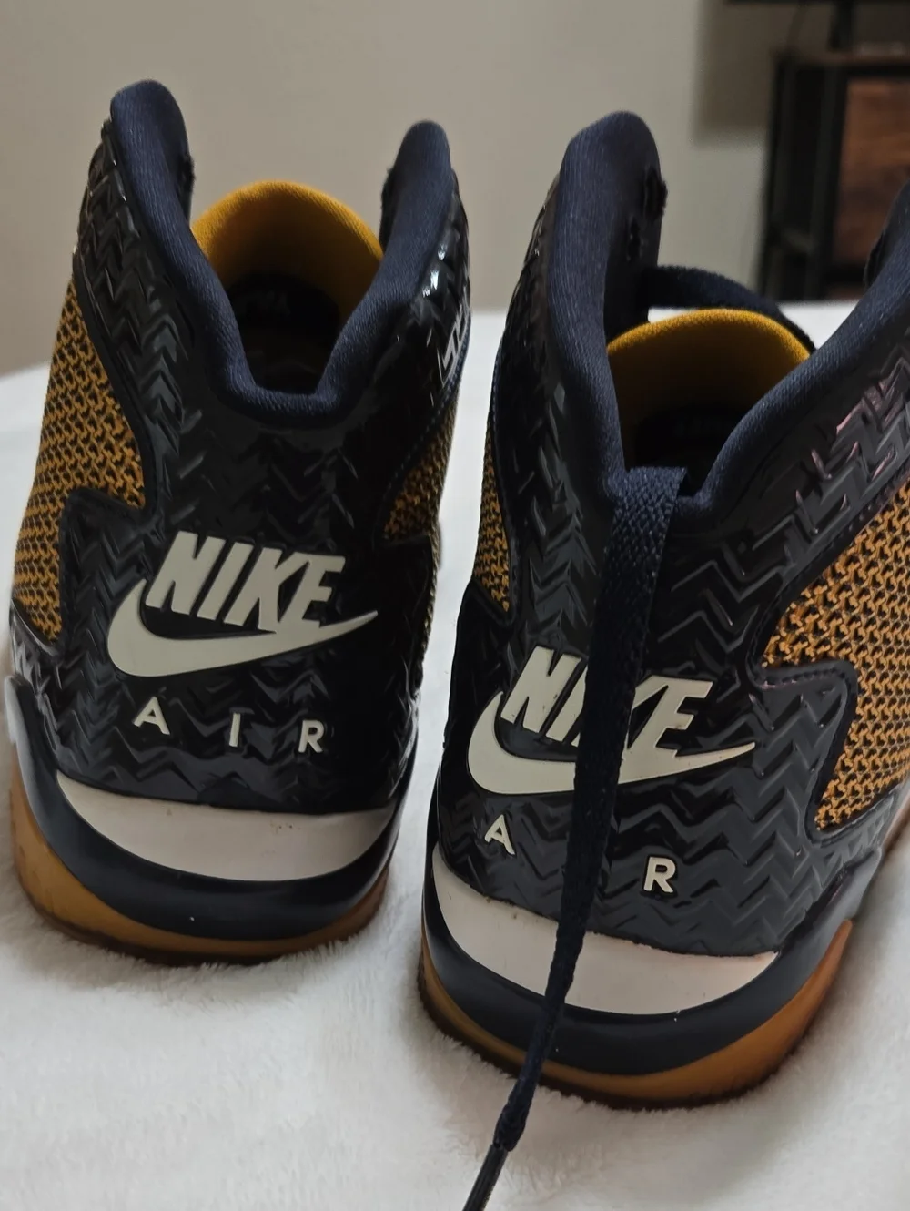 Jordan Mens' Black & Gold Knit High-Top Sneakers
